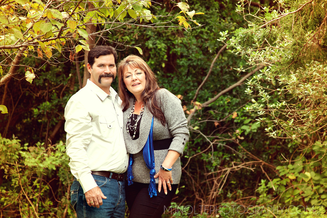 dallas fort worth photographer, dallas fort worth portraits, dallas portraits photographer, dallas portraits photographer, fort worth portraits photographer,  anniversary session, anniversary, botanical gardens, fort worth botanic gardens, 25 years