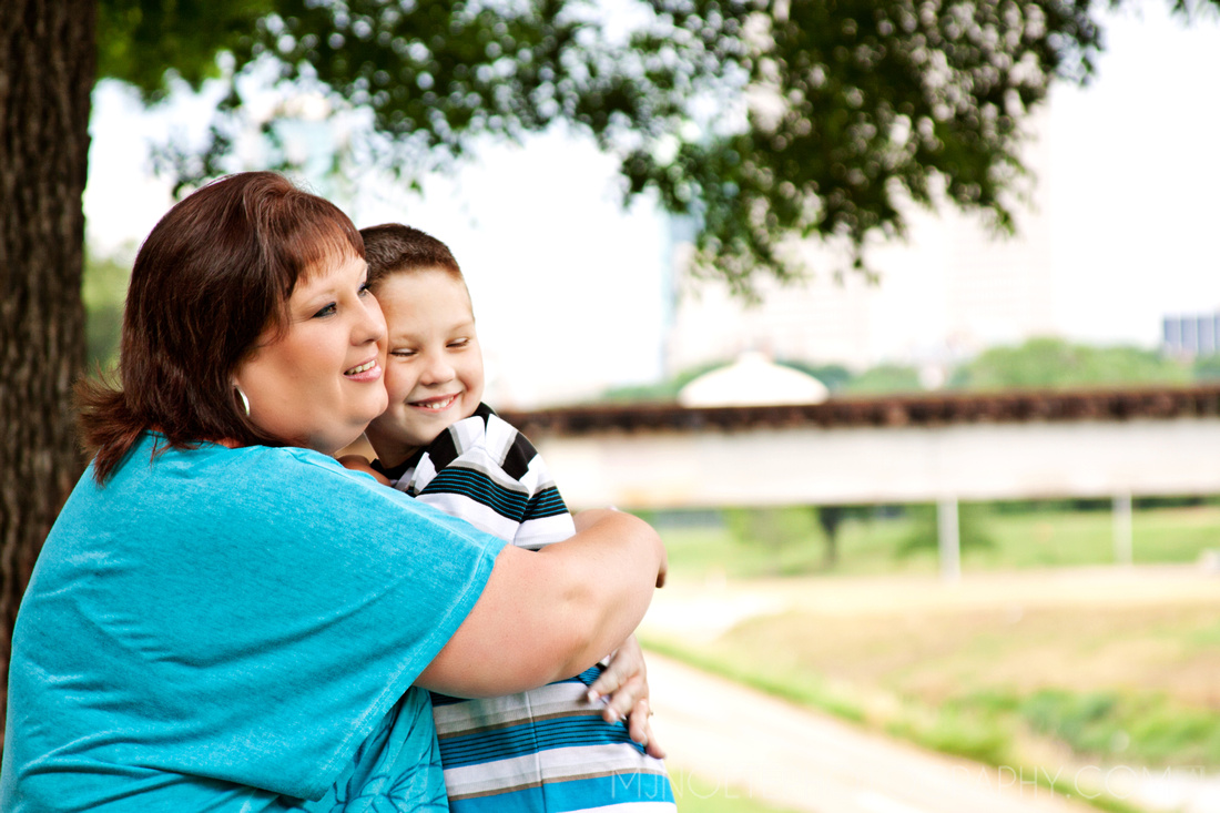 Fort Worth Trinity River; Fort Worth Family Photographer